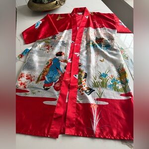Vintage 1970’s made in Japan satin kimono robe! Excellent condition!